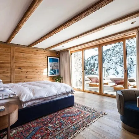 Villa Ski-in-ski-out Indoor Swimming Pool Chalet - Up To 22pers *